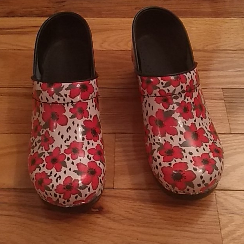 Dansko shoes